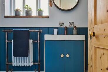 Refurbished Seaside Retreat In The Heart Of Cromer