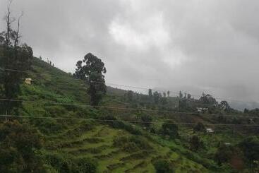 تختخواب و صبحانه Kps Cottage