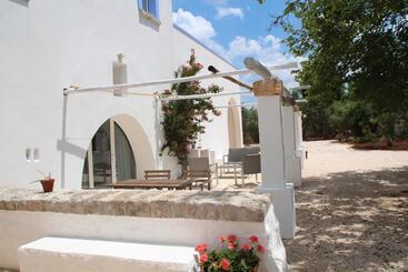 تختخواب و صبحانه Masseria San Martino