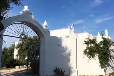تختخواب و صبحانه Masseria San Martino