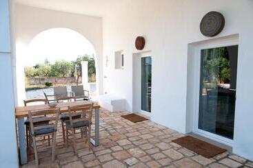 تختخواب و صبحانه Masseria San Martino