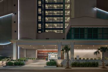 هتل Courtyard By Marriott Myrtle Beach Oceanfront
