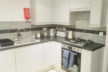 Huntingdon Apartment