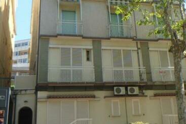 پانسیون Guest House Attico Della Vittoria