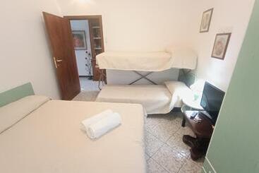 پانسیون Guest House Attico Della Vittoria