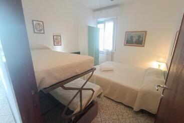 پانسیون Guest House Attico Della Vittoria