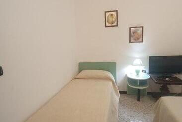 پانسیون Guest House Attico Della Vittoria