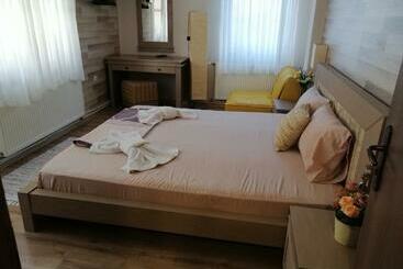 پانسیون Guest House Juja
