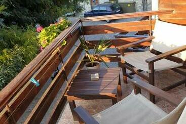 پانسیون Guest House Juja