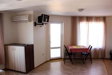膳宿费 Villa Maris