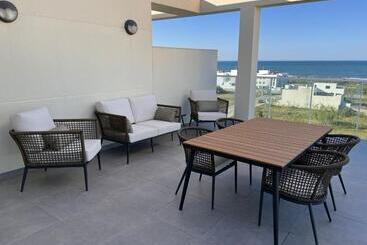 Penthouse Sea View