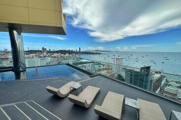 The Edge Central Pattaya