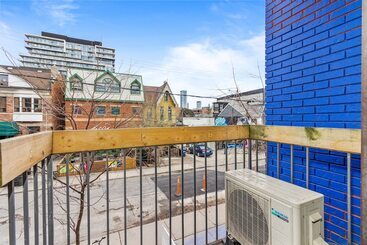 هاستل Samesun Toronto