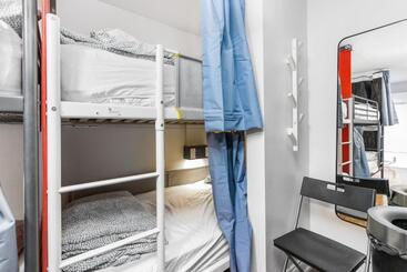 هاستل Samesun Toronto