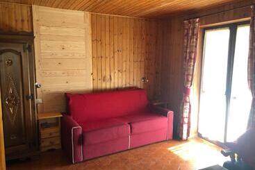 Ampio Monolocale In Centro Champoluc