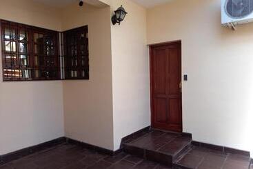 Casa La Linda De La Virrey