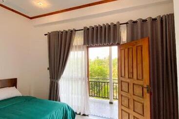 酒店 The Reef Resort