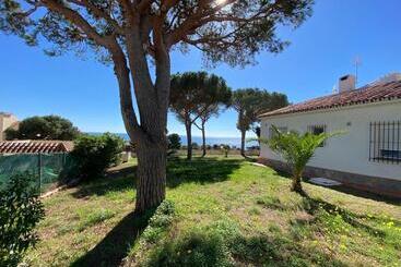 Independent Villa Beach House El Bosque