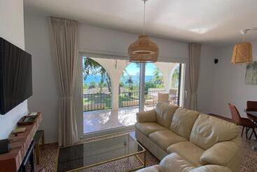 Independent Villa Beach House El Bosque