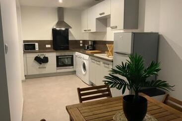 La Pte Maison 3 Place Elie Lacoste