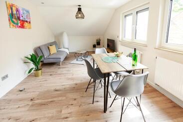 Winterangebot   Mosellolodge, Luxus Ferienhaus, Dachterrasse, Netflix, Waschmaschine