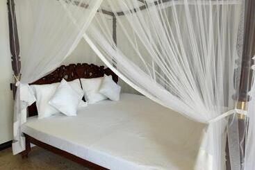 پانسیون Mellow Villa