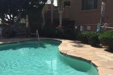 3 En Suite Bedrooms!! Spacious 2 Story Townhome With Pool And Spa + 2 Car Garage