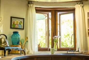 Half Moon Hollow Eco Cottage