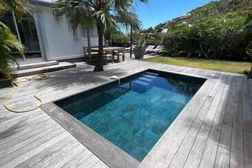 Nice 2 Bed Rooms Villa At Saint Barth