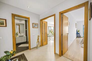 Penthouse Apartment With Large Terrace, Pool & Garden