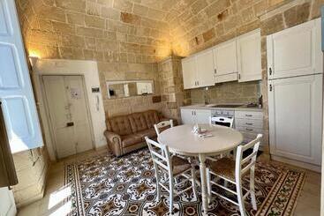 Vittorio Emanuele Apartment