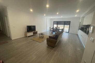 Apartamento Amplo E Moderno   Perto Do Estádio Futebol