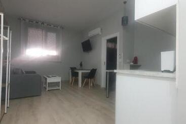 Apartamentos Las Trece Llaves Jacuzzi Bajo Reserva