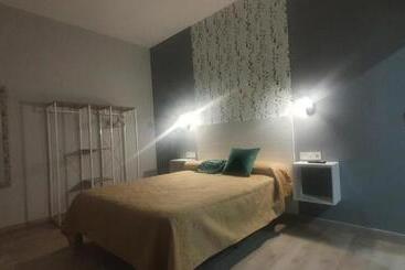 Apartamentos Las Trece Llaves Jacuzzi Bajo Reserva