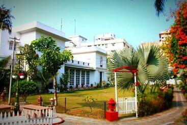 تختخواب و صبحانه The Royal Hermitage Best Luxury Boutique Hotel Jaipur