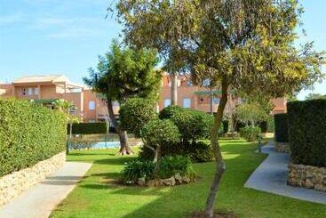 Bonito Apartamento Con Jardín Privado En Novo