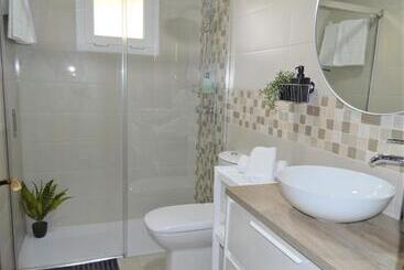 Bonito Apartamento Con Jardín Privado En Novo