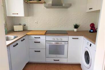 Bonito Apartamento Con Jardín Privado En Novo