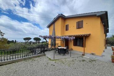 Casa Vacanze Antica Volsinii