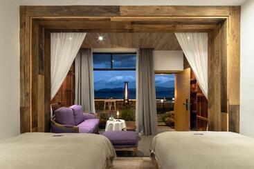 هتل Dali Beauty Seaview B&b