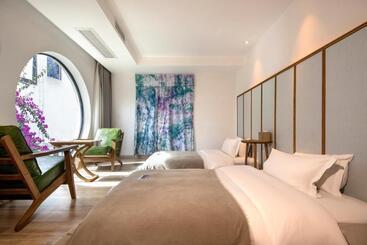 هتل Dali Beauty Seaview B&b