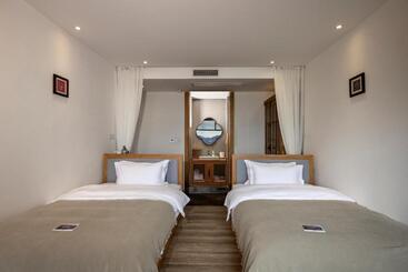 هتل Dali Beauty Seaview B&b