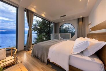 هتل Dali Beauty Seaview B&b