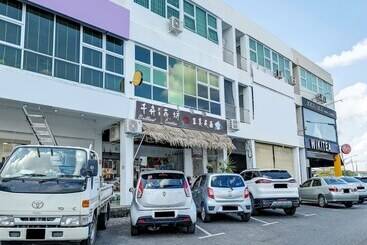 هتل Spot On 90432 Brilliant Home