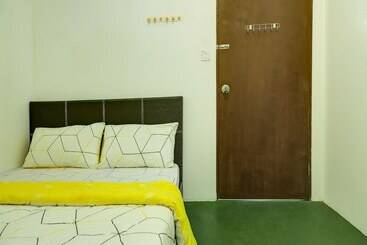هتل Spot On 90432 Brilliant Home