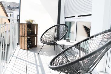 Marvel Apartment   Für Freunde & Familien, Stadtnah, Parkplatz, E Ladestation, Gitterbox Für Fahrräd