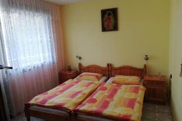 膳宿费 къща за гости василеви синеморец   Guest House Vasilevi Sinemorets