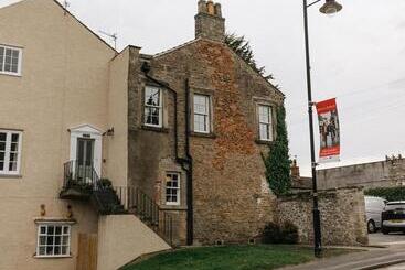 Wensleydale, Old Schools   Ground Floor Luxury Apartment In Richmond, North Yorkshire