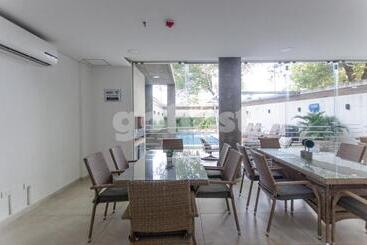 Comfy Villa Morra Apt