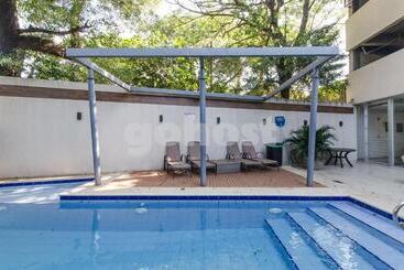 Comfy Villa Morra Apt